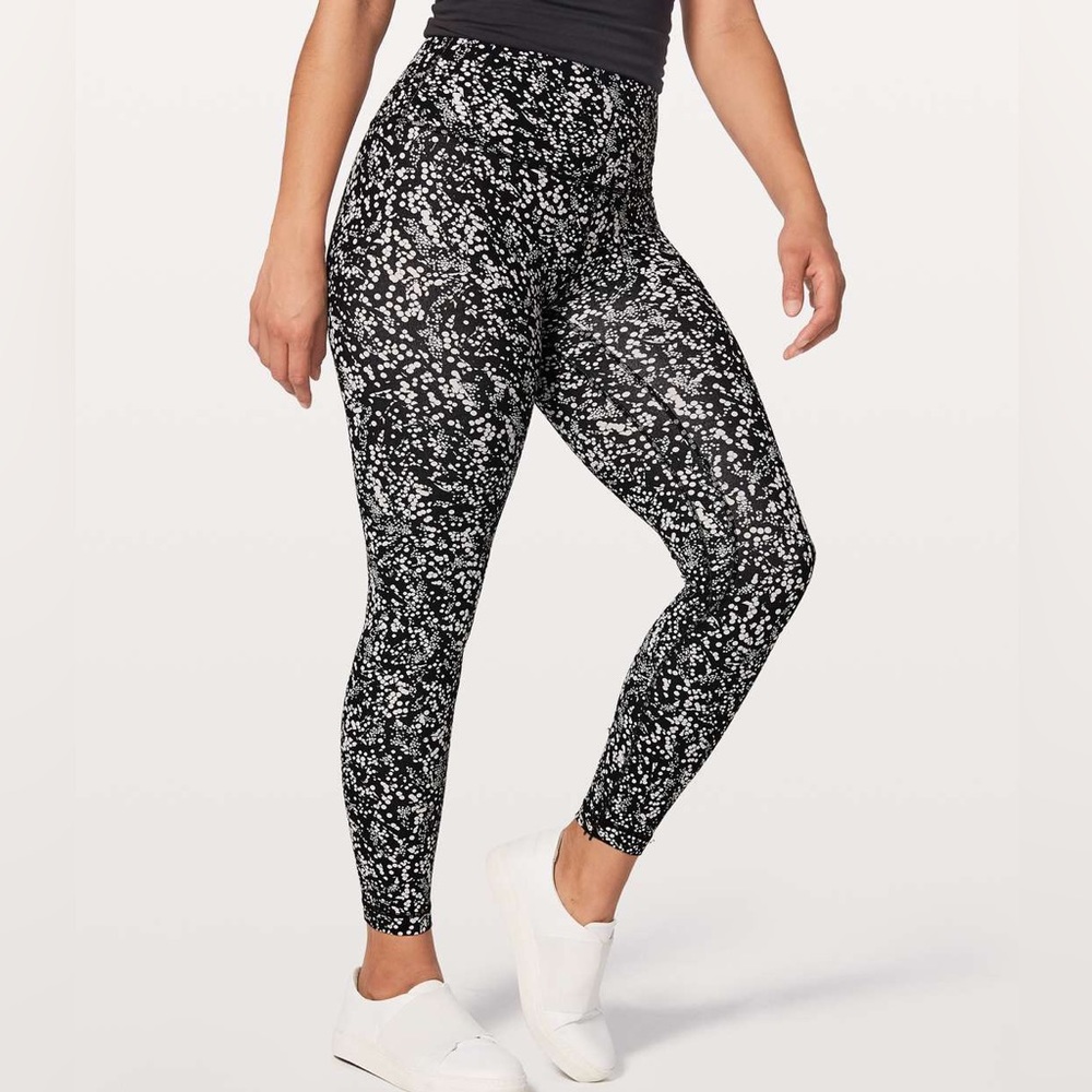 Lululemon Aligns Chirasu Black 6